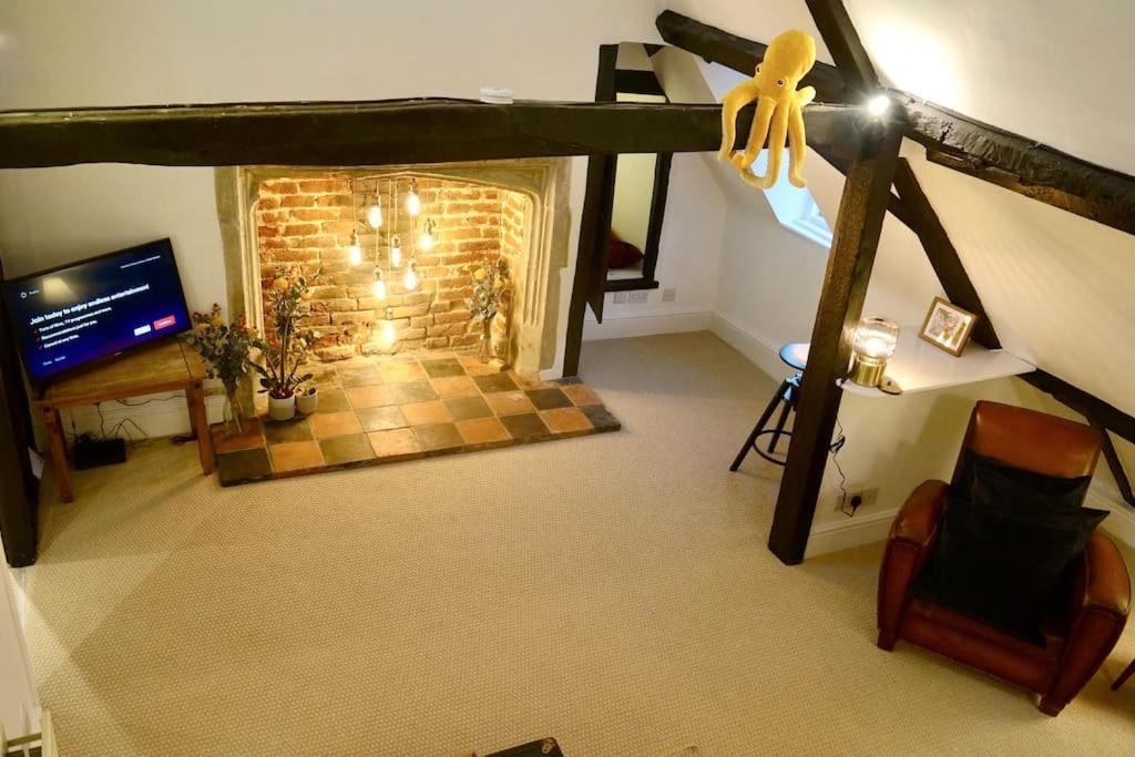 Apartament Epic Location, Views & Large Private Terrace Windsor Zewnętrze zdjęcie
